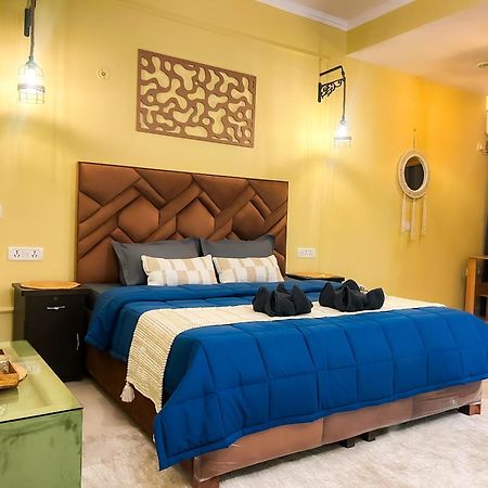 Atharva'S Homestay By Goaround Homes - Nehru Enclave Metro, South Delhi New Delhi Luaran gambar