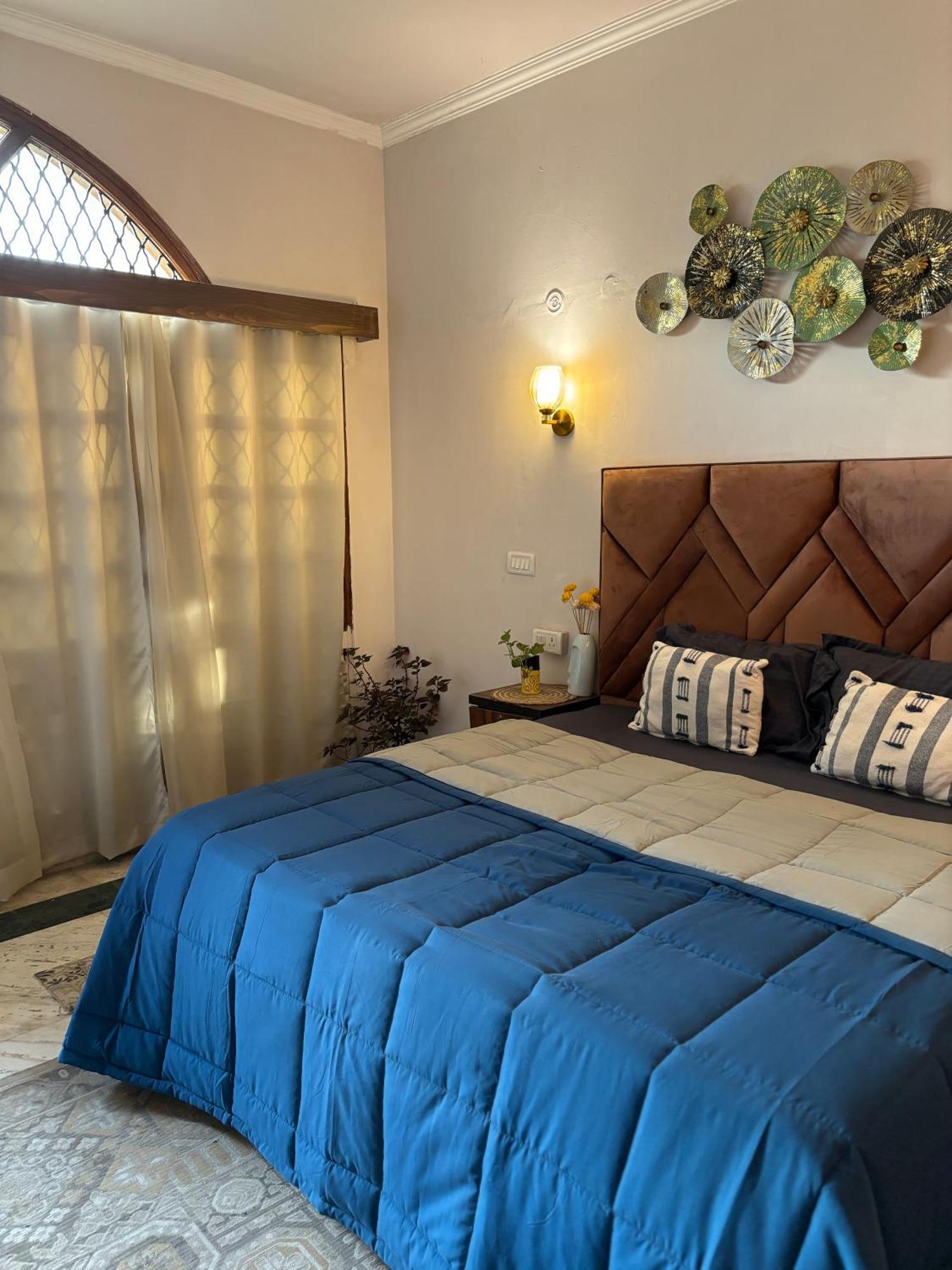 Atharva'S Homestay By Goaround Homes - Nehru Enclave Metro, South Delhi New Delhi Luaran gambar