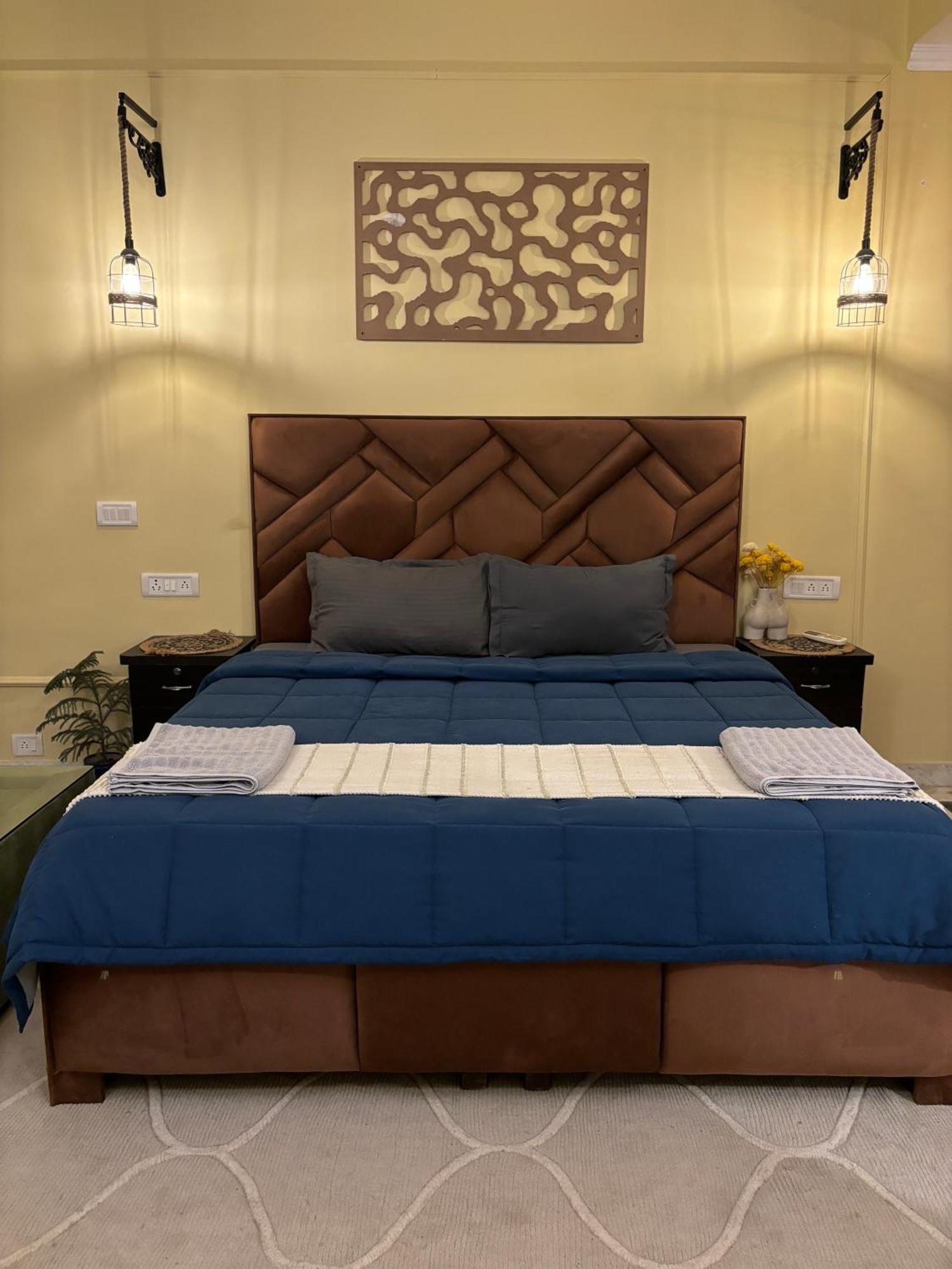 Atharva'S Homestay By Goaround Homes - Nehru Enclave Metro, South Delhi New Delhi Luaran gambar