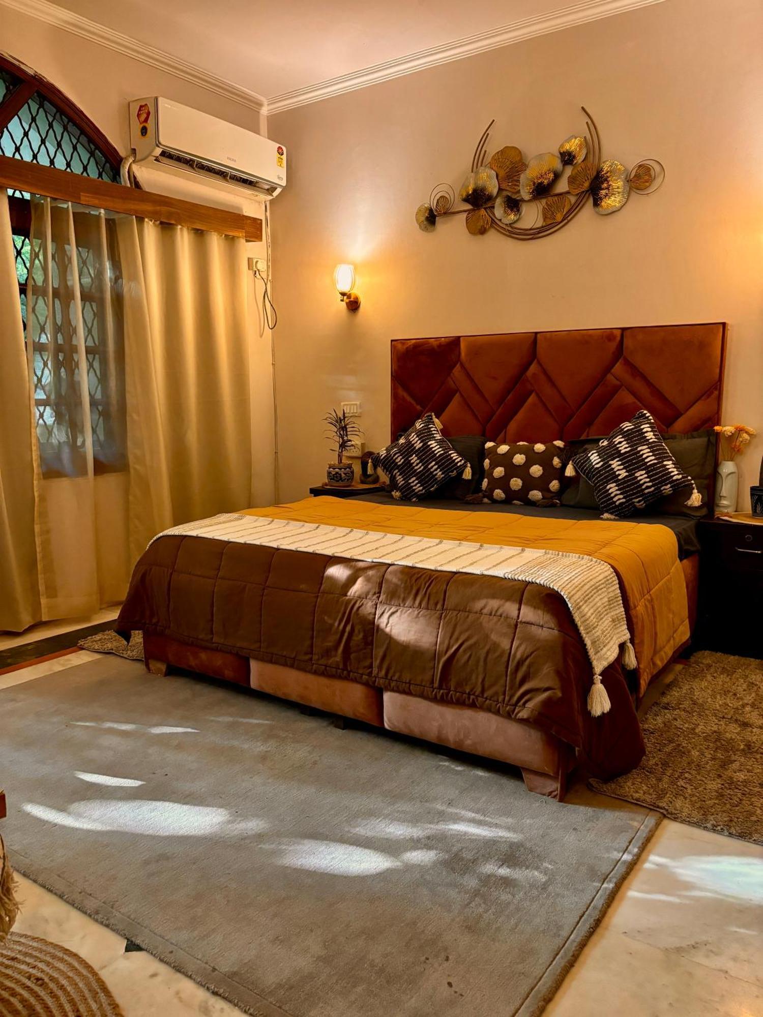 Atharva'S Homestay By Goaround Homes - Nehru Enclave Metro, South Delhi New Delhi Luaran gambar