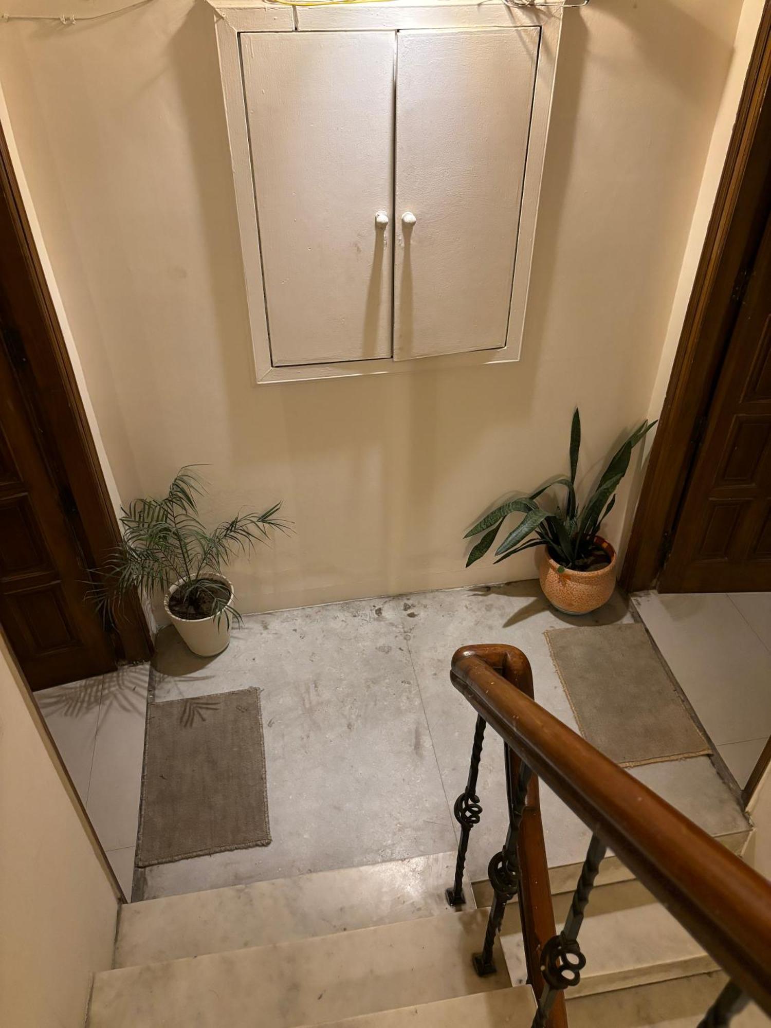 Atharva'S Homestay By Goaround Homes - Nehru Enclave Metro, South Delhi New Delhi Luaran gambar