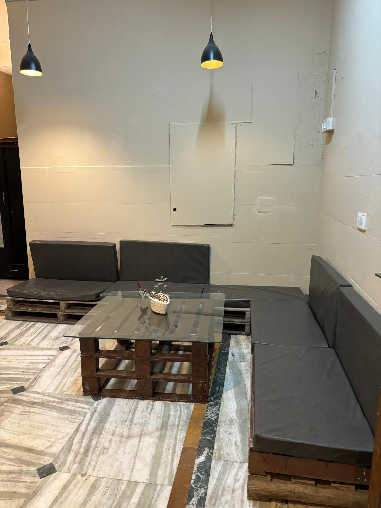 Atharva'S Homestay By Goaround Homes - Nehru Enclave Metro, South Delhi New Delhi Luaran gambar